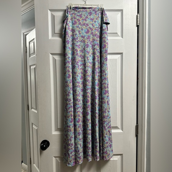LuLaRoe Dresses & Skirts - LuLaRoe Sz XL Pastel Multi-Color Floral Print Stretch Maxi Skirt